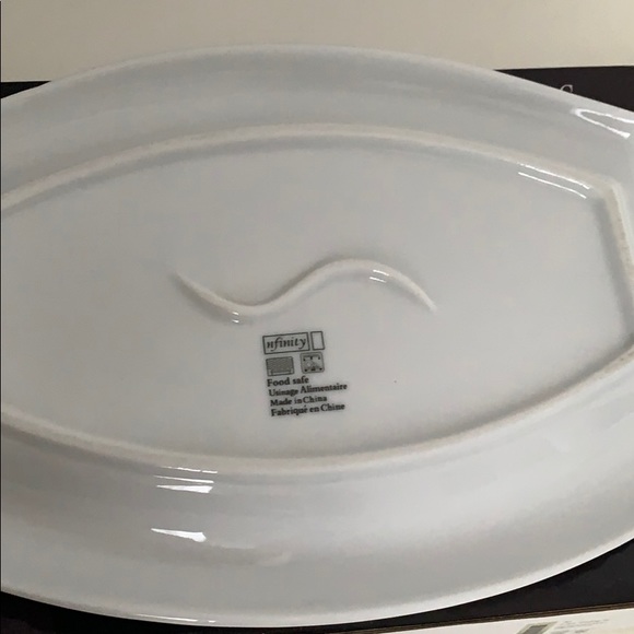 Small Ceramic Tray with Handles - Picture 5 of 6